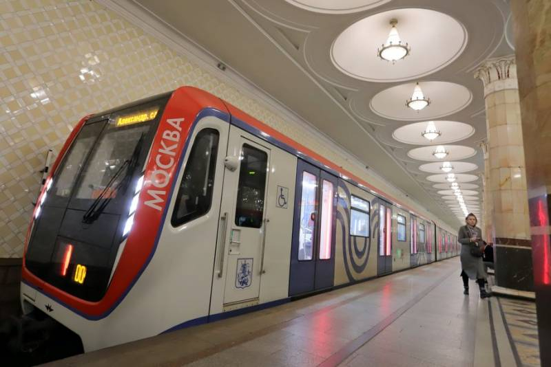 
Праздничный график работы московского метро в День Победы 9 мая 2023 года                