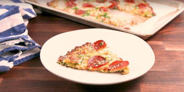 
Вкусно и быстро: пять рецептов пиццы из кабачков                