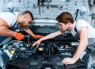 Почему лучше обратиться в автосервис?