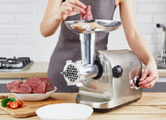 Лучшие электрические мясорубки для дома в 2023 году