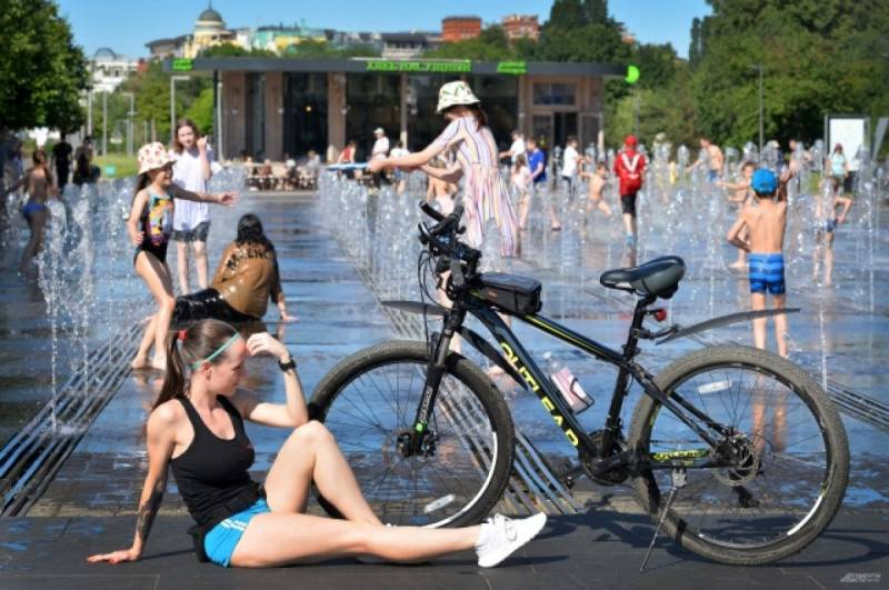 
Август в Москве: что ожидать от погоды жителям столицы в последний летний месяц 2023 года                