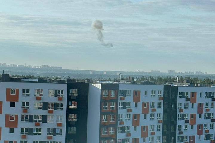 
Москву атаковали беспилотники: взрывы слышали в разных районах столицы                