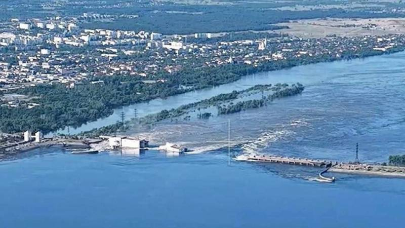 
Опасность воды: что сегодня происходит с Черным морем, можно ли купаться                