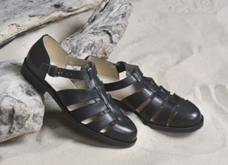 Как делают сандали ручной работы?