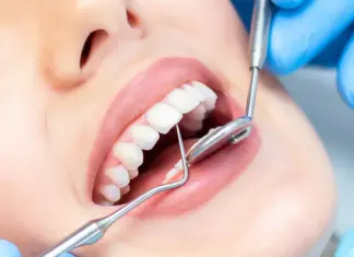 Профессиональная гигиена полости рта: почему она нужна всем?
