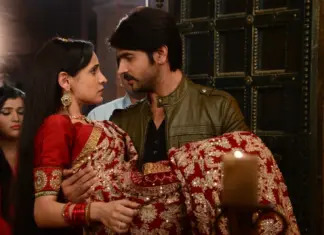 Почему так интересно смотреть индийские сериалы: секреты популярности и удовольствия